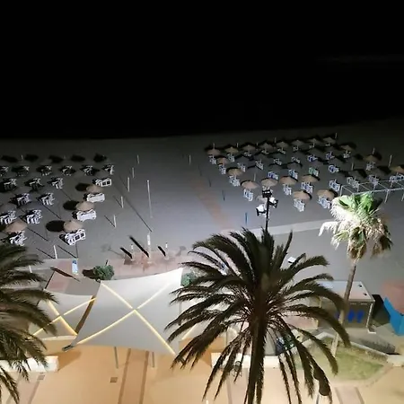 Апартаменты En Edificio Stella Maris Paseo Maritimo