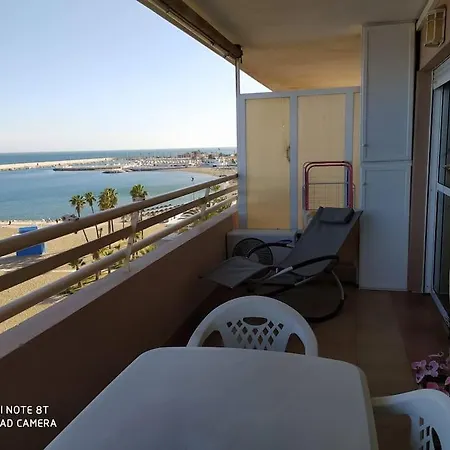 En Edificio Stella Maris Paseo Maritimo 푸엔히롤라